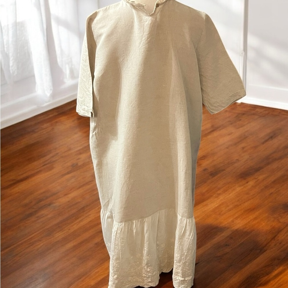 Elegant Shulinli Beige Maxi Dress Size 2X - Picture 4 of 5